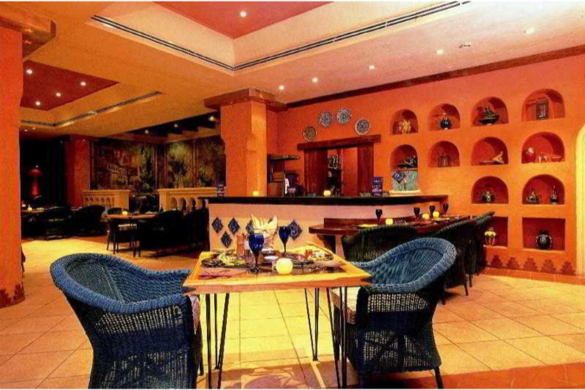 Le Meridien Pyramids Hotel & Spa Giza Restaurant photo